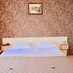 Rainbow 2 Complex Hotel