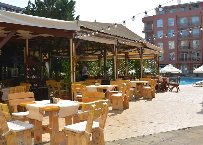 Rainbow 2 Complex 酒店