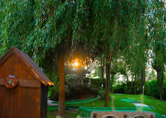 Rainbow 2 Complex 酒店 3*