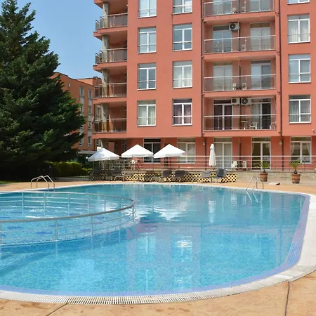 فندق Rainbow 2 Complex 3*