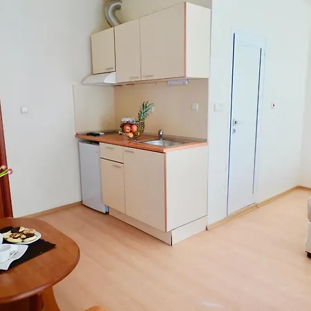 Отель Rainbow 2 Complex 3*