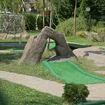 Готель Rainbow 2 Complex 3*