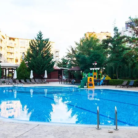 Хотел Rainbow 2 Complex