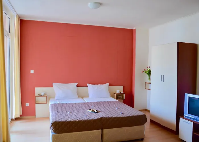 Rainbow 2 Complex Hotel